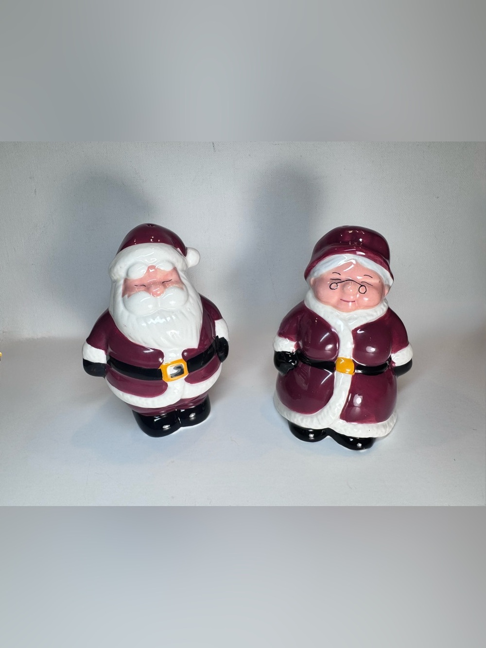 Mr. & Mrs. Claus Santa Salt and Pepper Shakers - Burgundy